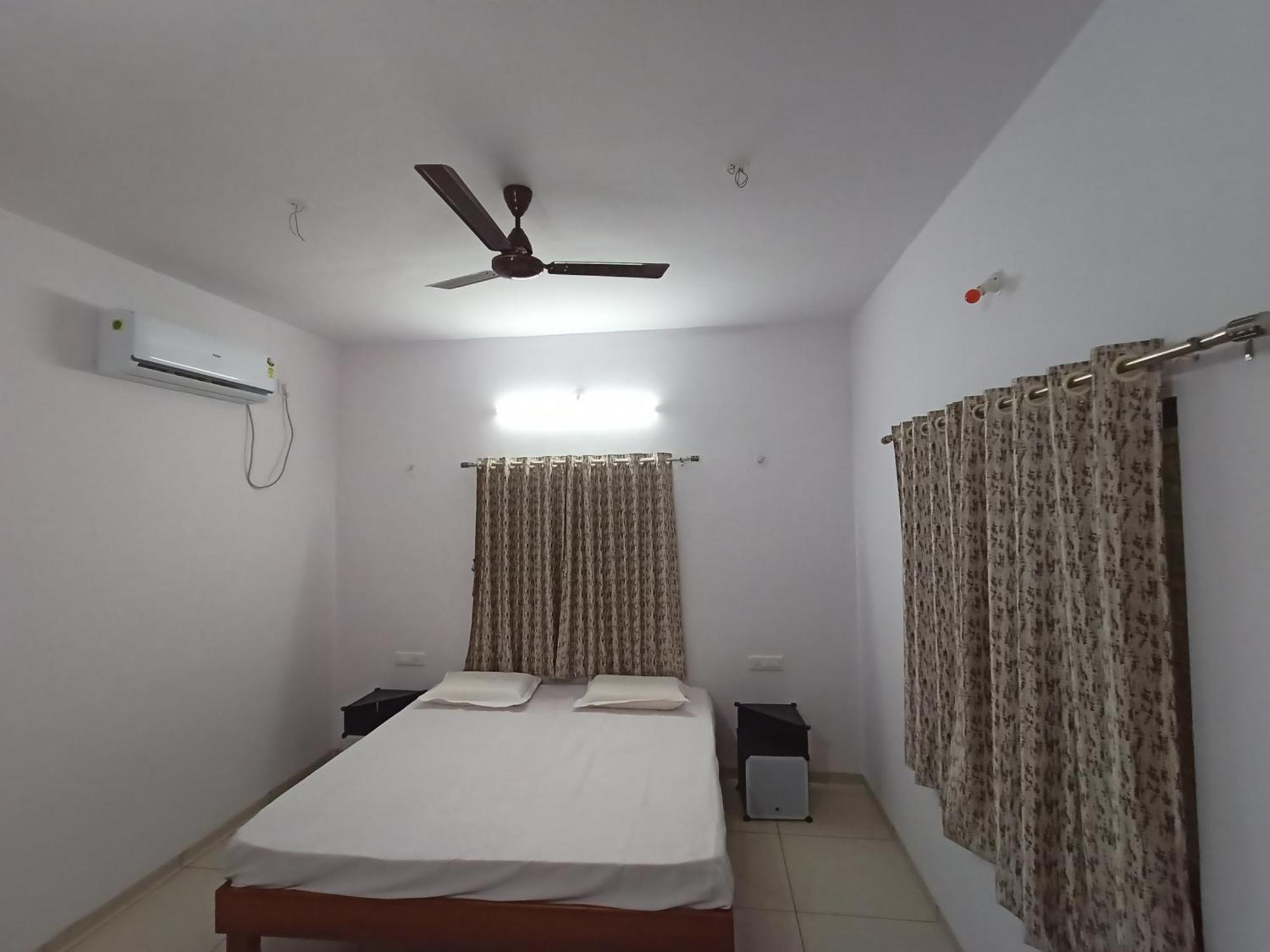 Green Valley Resort Thāl Buitenkant foto